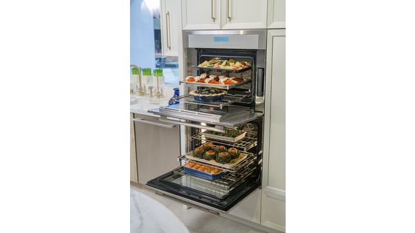 Masterpiece® Double Steam Wall Oven 30'' MEDS302BS MEDS302BS-16