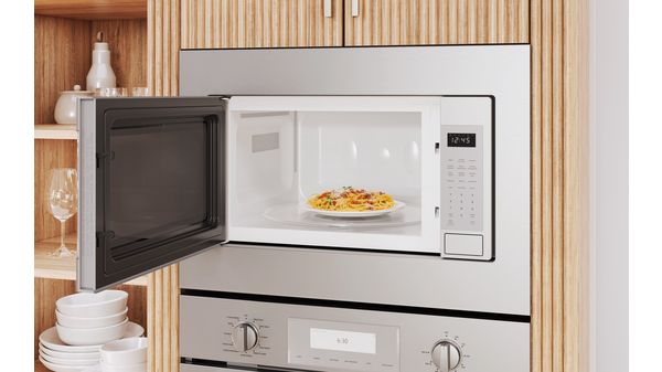 Masterpiece® Built-In Microwave Oven 24'' Door hinge: Left, Stainless Steel MBCS MBCS-12