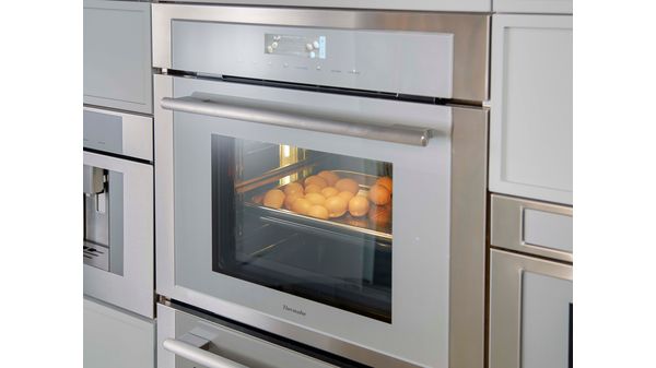 30-Inch Masterpiece® Single Steam Oven MEDS301WS-2