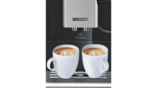 EQ.5 Extraklasse Kaffeevollautomat Klavierlack-Schwarz TE525F19DE TE525F19DE-3