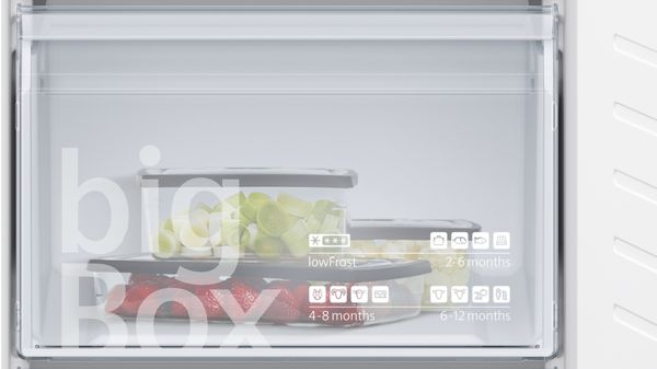 iQ300 Built-in fridge-freezer with freezer at bottom 177.2 x 54.1 cm KI85VVF30G KI85VVF30G-7