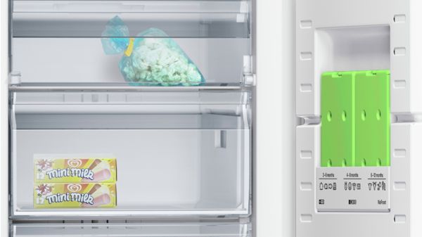 iQ300 free-standing freezer Inox-easyclean GS36NVI30G GS36NVI30G-3