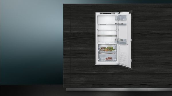 iQ700 Einbau-Kühlschrank mit Gefrierfach 122.5 x 56 cm Flachscharnier mit Softeinzug KI42FAD30 KI42FAD30-2