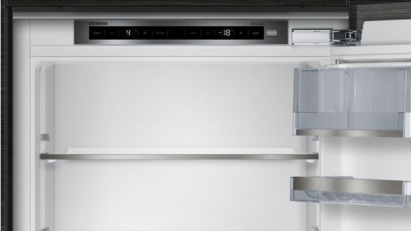iQ500 Built-in fridge-freezer with freezer at bottom 177.2 x 55.8 cm flat hinge KI86SAFE0G KI86SAFE0G-3