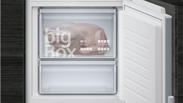 iQ300 coolEfficiency Beépíthető hűtő-/fagyasztó kombináció Lapos ajtópánt rögzítés KI87VVF30 KI87VVF30-9