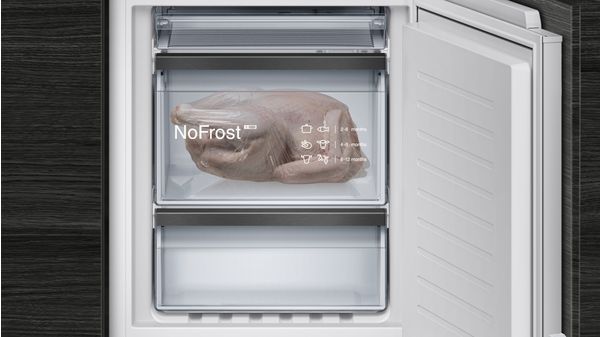 iQ700 Built-in fridge-freezer with freezer at bottom 177.2 x 55.8 cm soft close flat hinge KI86FHD40 KI86FHD40-7