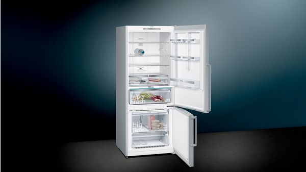 iQ500 noFrost, Bottom freezer Door color Inox-easyclean KG76NDI30M-2