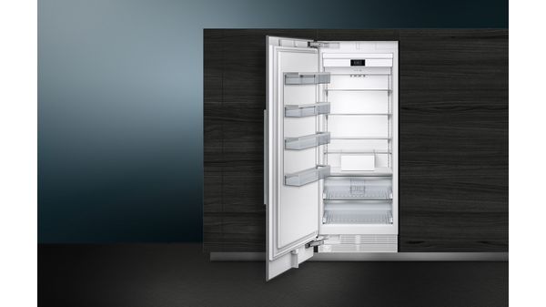 iQ700 Built-in freezer 212.5 x 75.6 cm flat hinge FI30NP32 FI30NP32-2