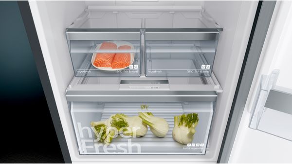 iQ300 Free-standing fridge-freezer with freezer at bottom 203 x 60 cm Black stainless steel KG39NXB35 KG39NXB35-7