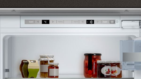 N 70 Built-in fridge-freezer with freezer at bottom 177.2 x 55.8 cm flat hinge KI6863FE0G KI6863FE0G-4
