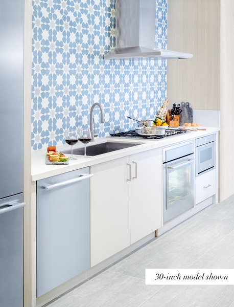 Model: HMCB36WS | Thermador Masterpiece®, Pyramid Chimney Wall Hood, 36'', Stainless Steel