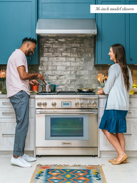 Model: HMWB481WS | Thermador Masterpiece®, Low-Profile Wall Hood, 48'', Stainless Steel