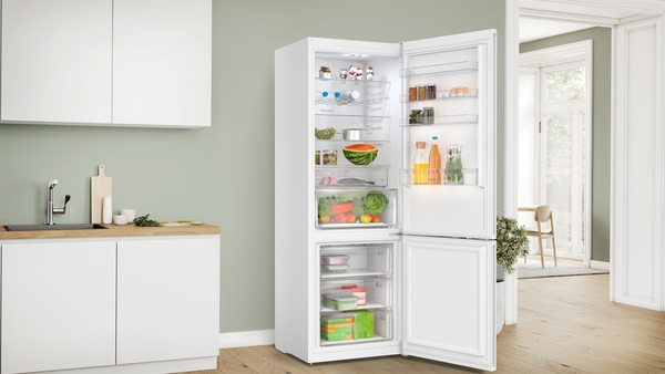 Picture of Bosch KGN497WDFG Freestanding Fridge Freezer in White