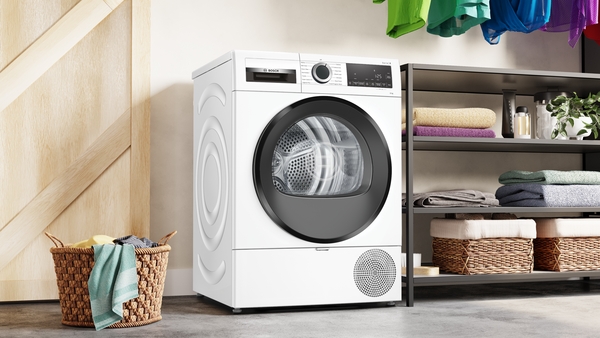 Picture of Bosch WQG233D8GB 8kg Heat Pump Tumble Dryer in White