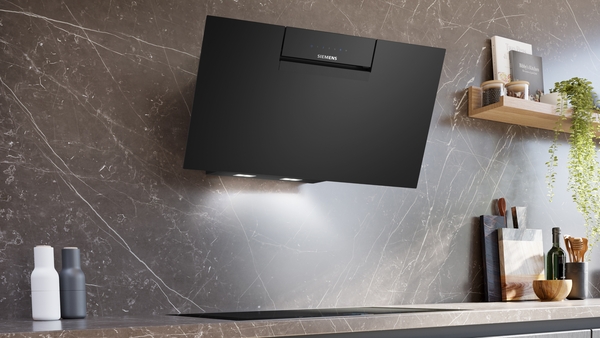Picture of Siemens LC87KFN60B 80cm iQ300 80cm Wall-mounted Cooker Hood in Black