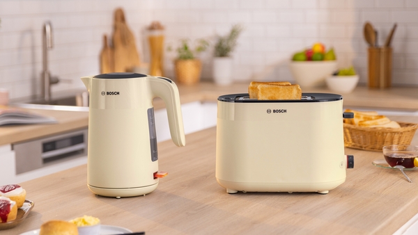 Picture of Bosch TAT2M127GB, Compact toaster Cream