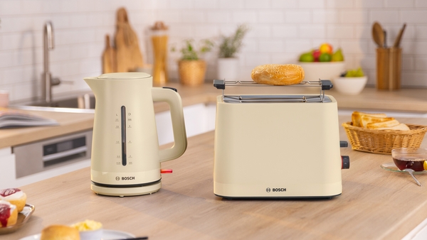 Picture of Bosch TAT3M127GB, Compact toaster Cream