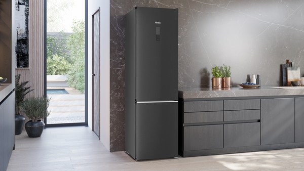 Picture of Siemens KG39NEXBF Freestanding Fridge Freezer in Black Inox-antifingerprint