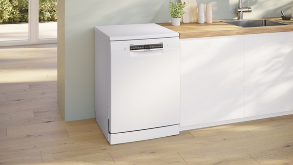 Picture of Bosch SMS6ZCW10G Full Size Freestanding Dishwasher in White