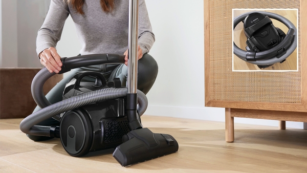 Picture of Bosch BGS05BA2GB, Bagless vacuum cleaner Black