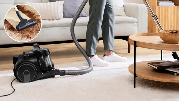 Picture of Bosch BGS05BA2GB, Bagless vacuum cleaner Black