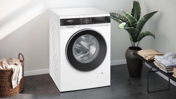 Picture of Siemens WG46G2Z1GB 9kg 1600 Spin Washing Machine in White