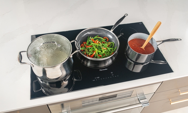 Model: CIT365BB | Thermador Heritage®, Induction Cooktop, 36'', Without Frame